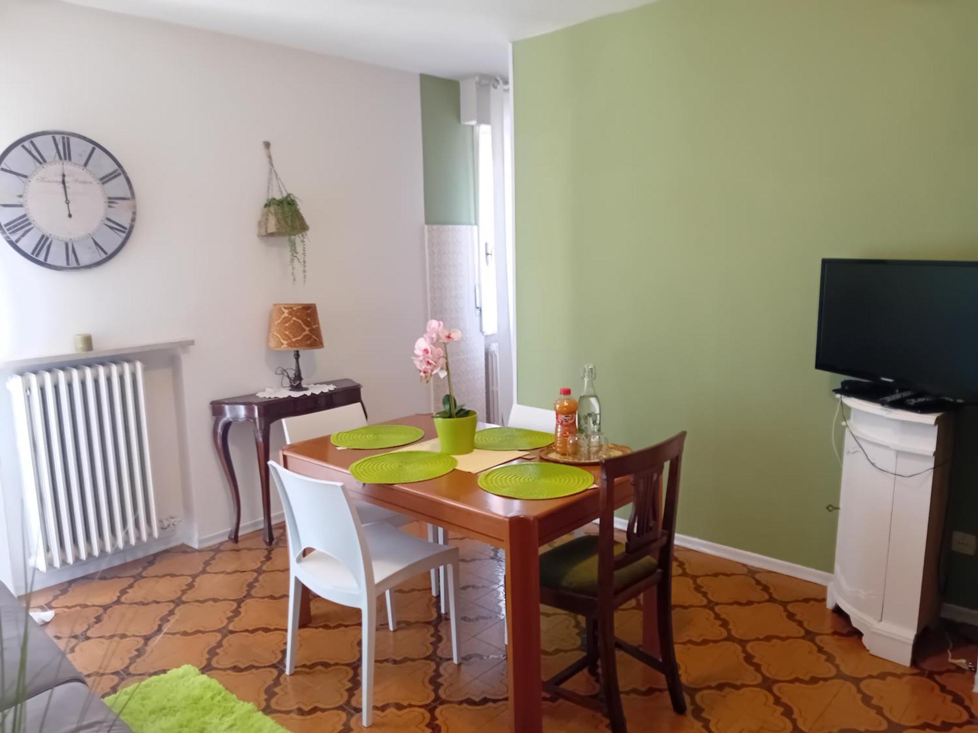 Garda City Home Family Apartments ภายนอก รูปภาพ